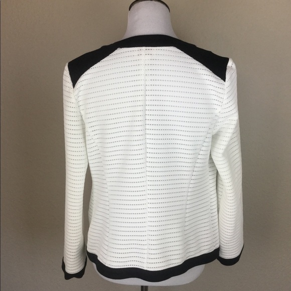 CHICO’S Jacket/Blazer - Picture 3 of 6